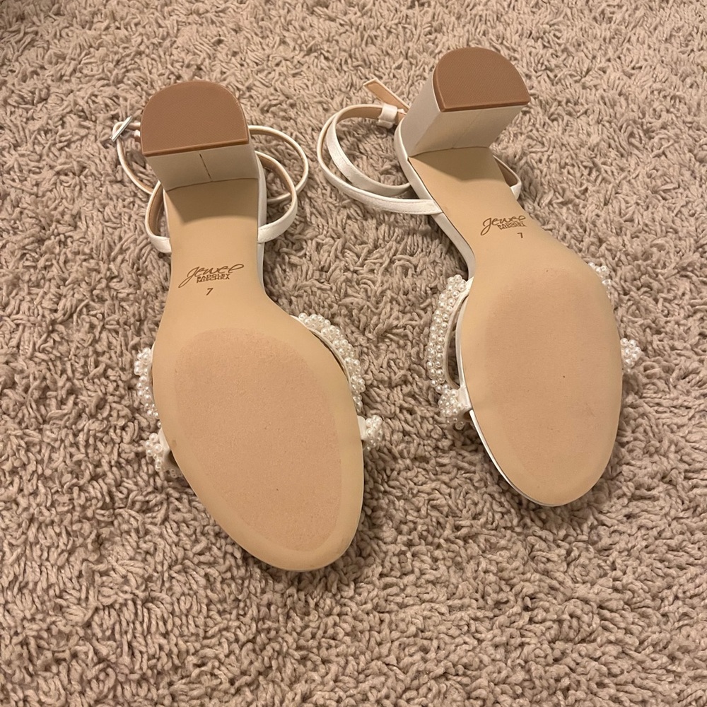 Ninnette Mid Heel Sandals (New, never worn) - Picture 3 of 5